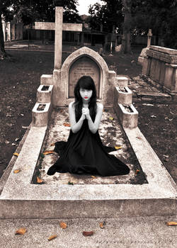 : ghostly prayer :