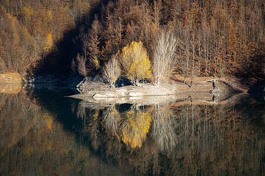 Lago del Brugneto