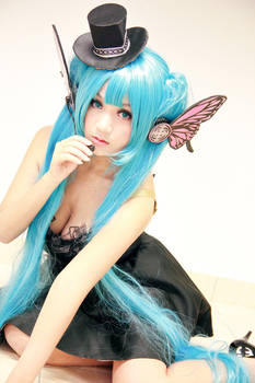 Magnet Miku Cosplay 01