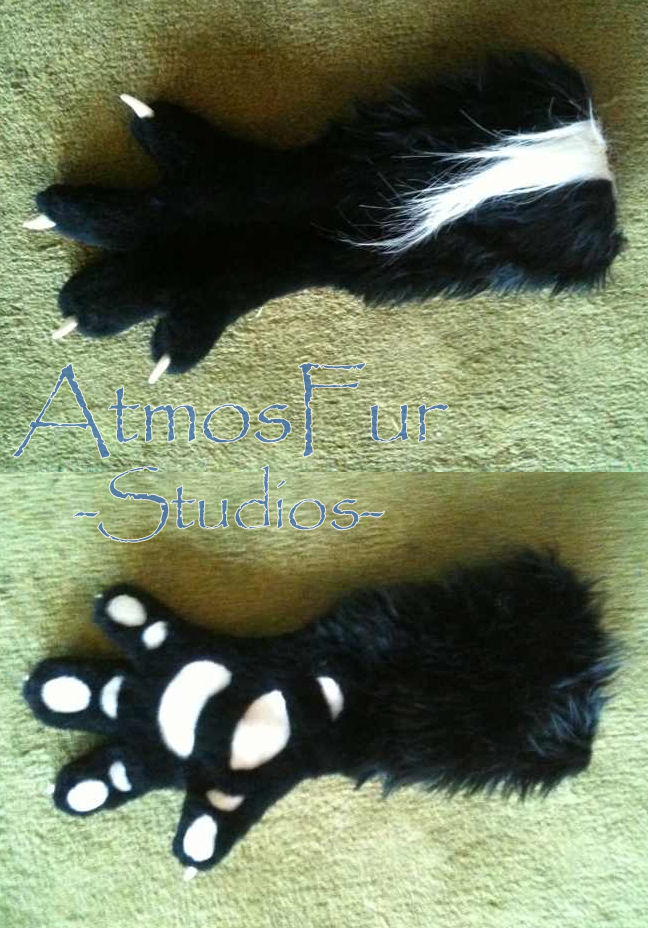 Black Toony Dragon Handpaw