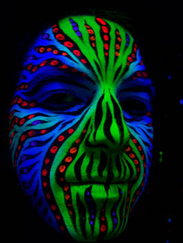 UV Face 2