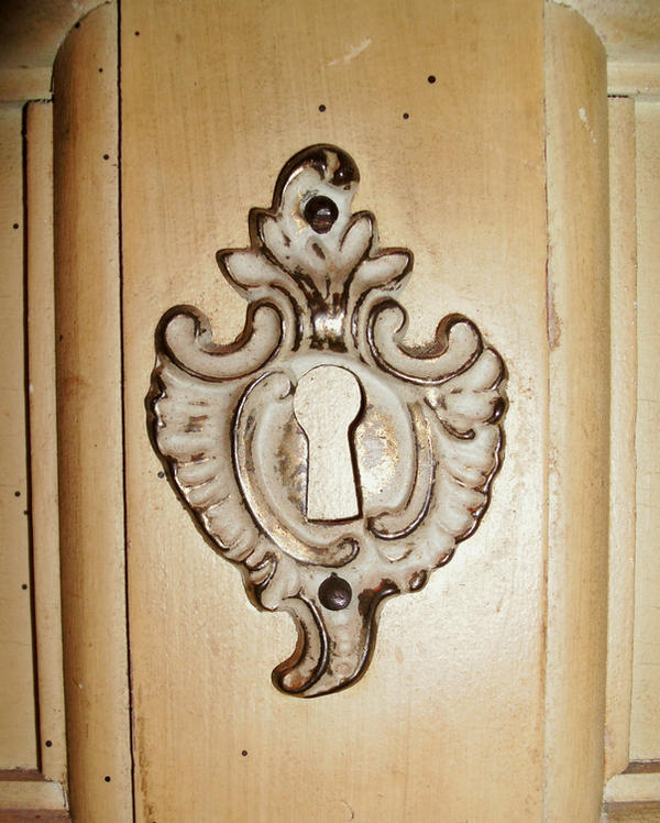 Drawer Keyhole