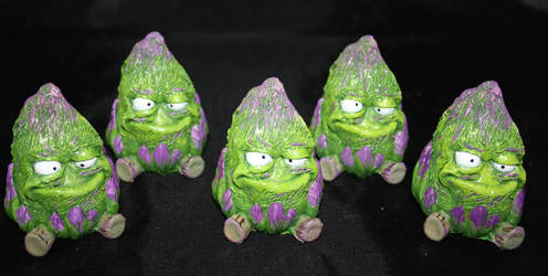 Best Buds resin figures purple APs