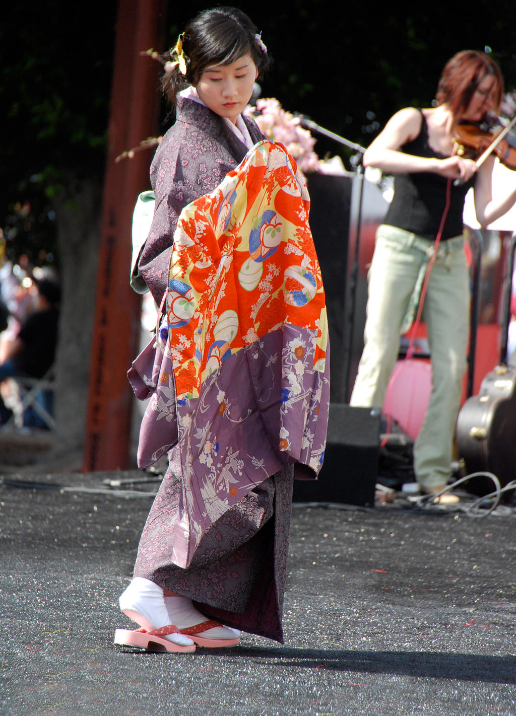 Murasaki No Kimono