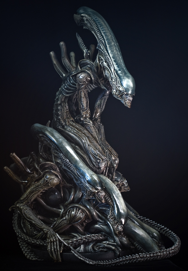Alien Pile