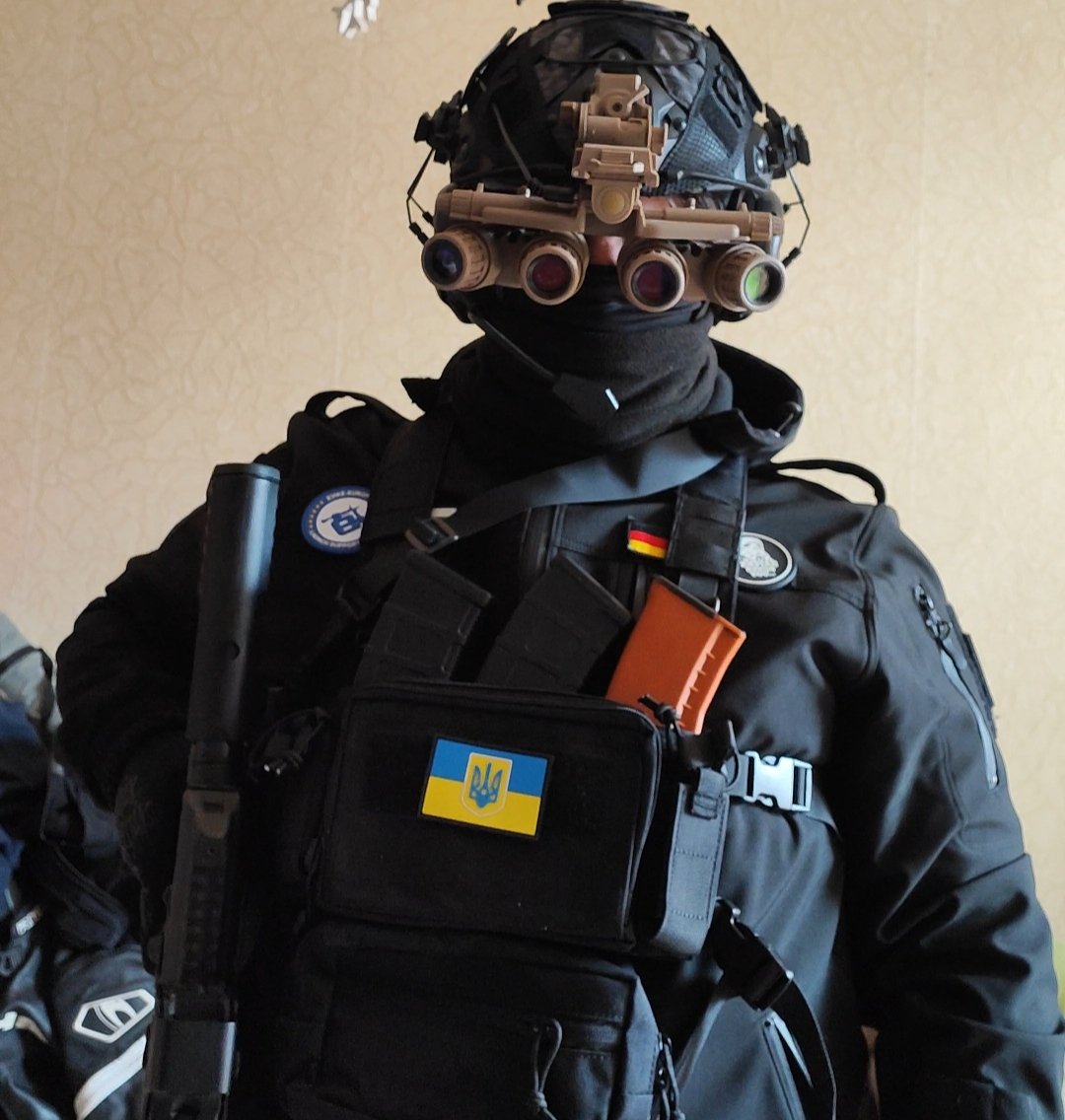 LT. Simon Ghost Riley (MW2 2009) Cosplay by TemikoGamer2020 on DeviantArt