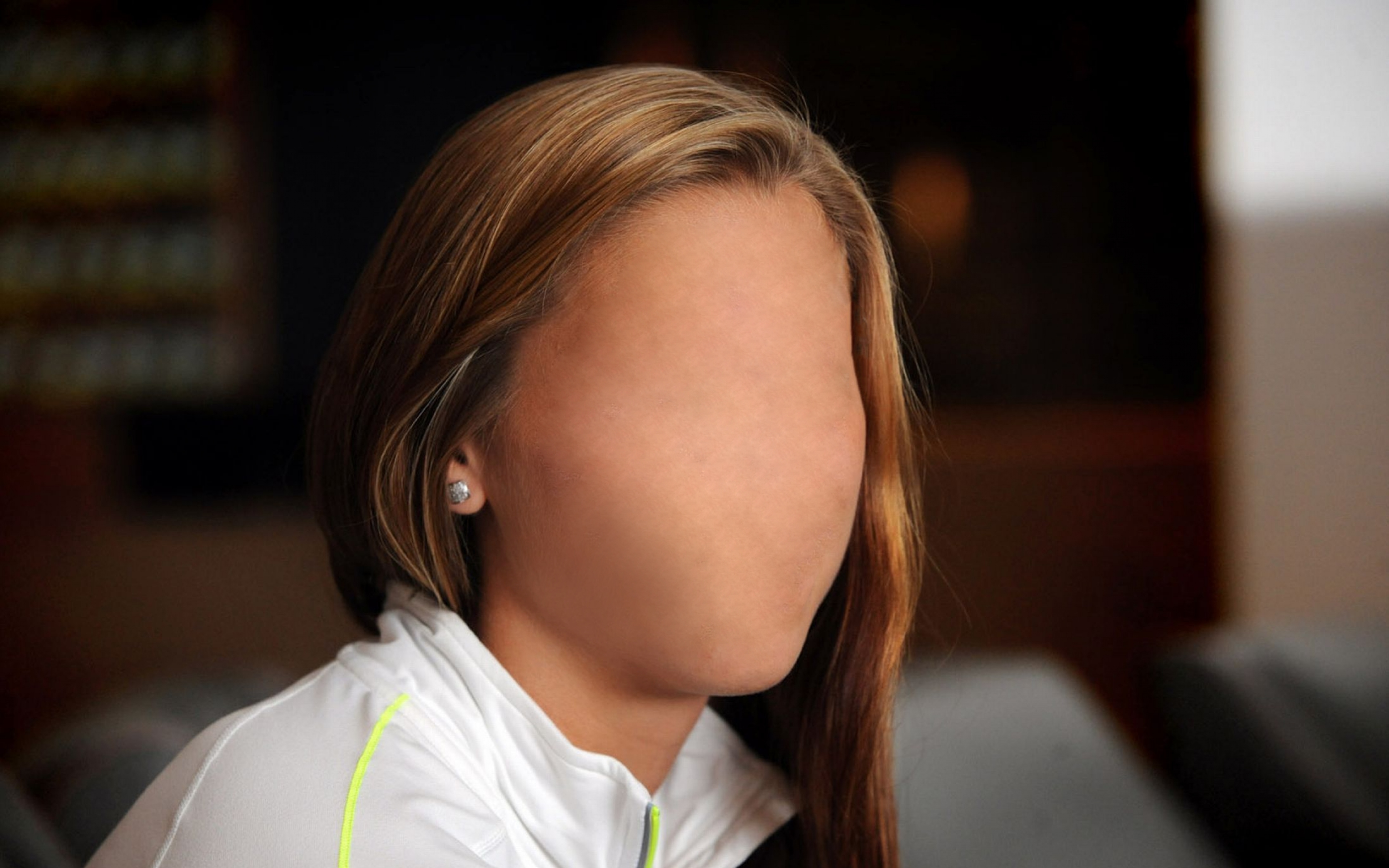 Faceless Alex Morgan