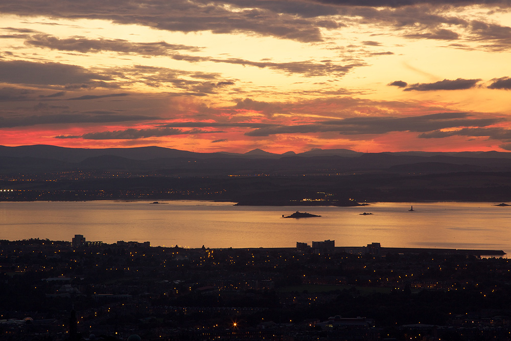 Edinburgh by Night