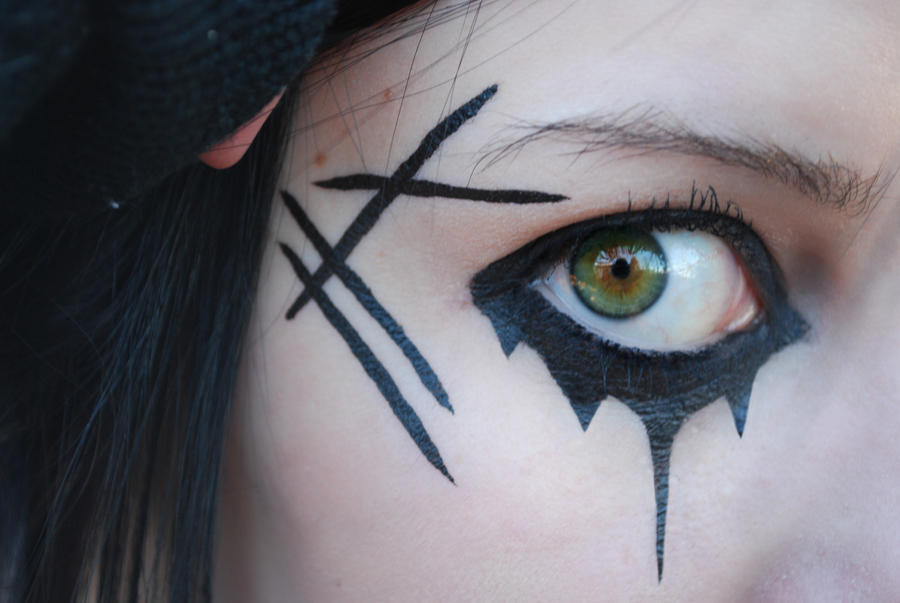 Sharp Eyes by fantasyfreakxii on DeviantArt