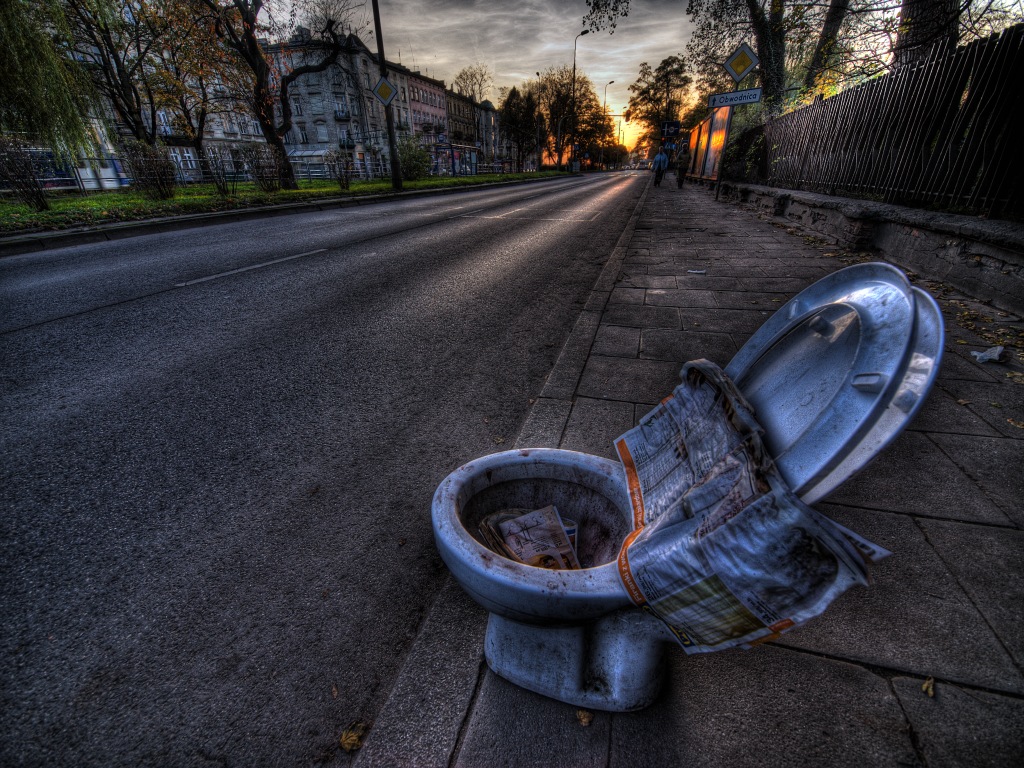 Public toilet