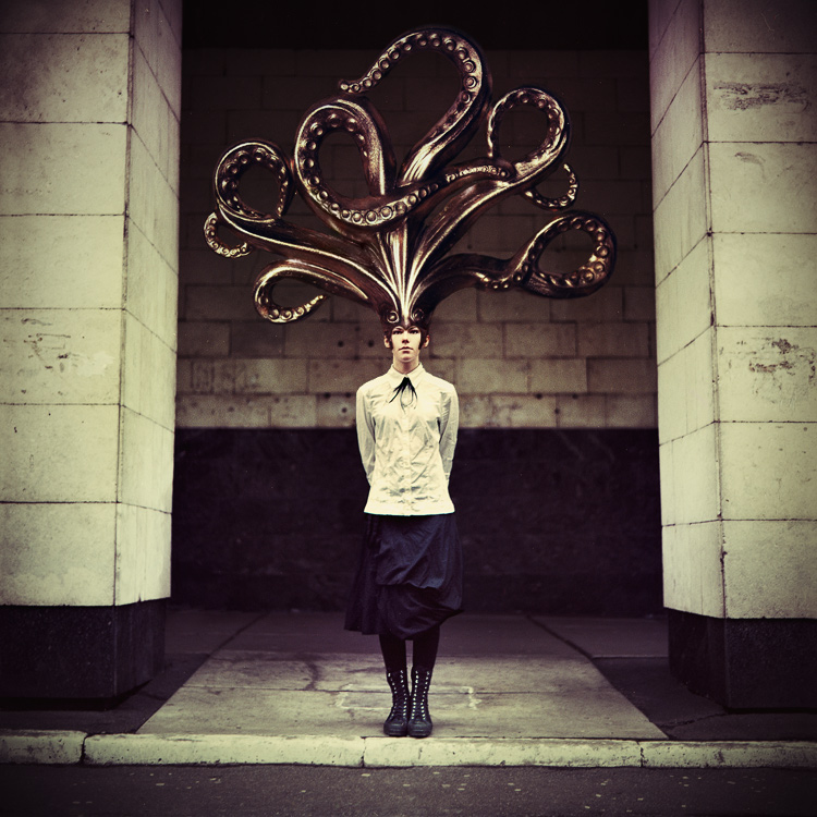 Queen Octopus by psychiatrique