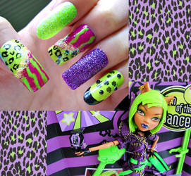 Clawdeen Wolf Nails