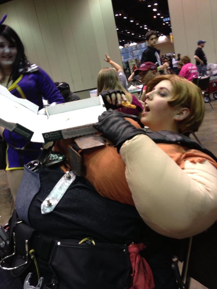 Ellie's Got to Eat! - Megacon 2013