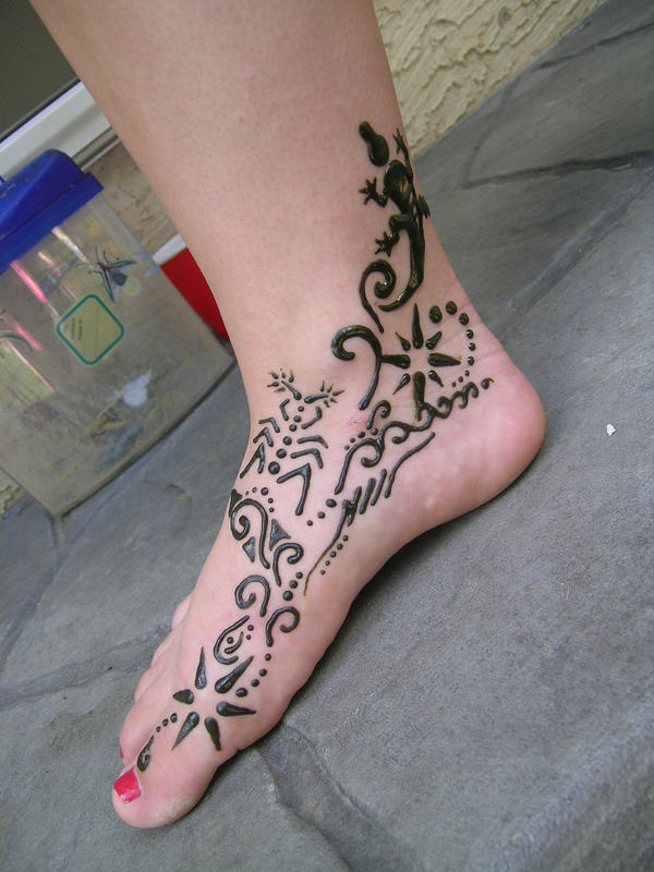 Henna Foot