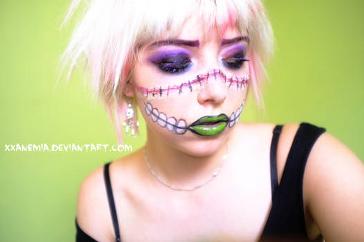 Halloween Spidella Makeup