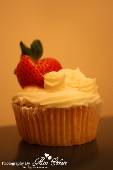 strawberry Vanilla cupcake