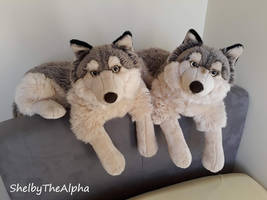 Playkids wolf plushies