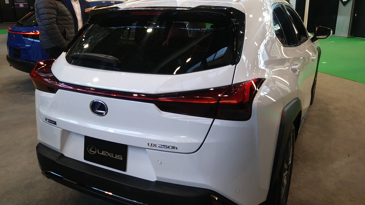 Lexus Rear View White White Lexus UX250h Back View by HiroHamadaRockz on DeviantArt