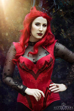 Red Queen by Silver-Pearl-Photo