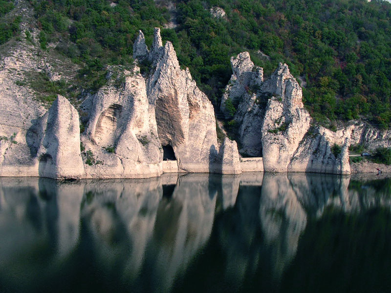 'Wonder Rocks' - Bulgaria