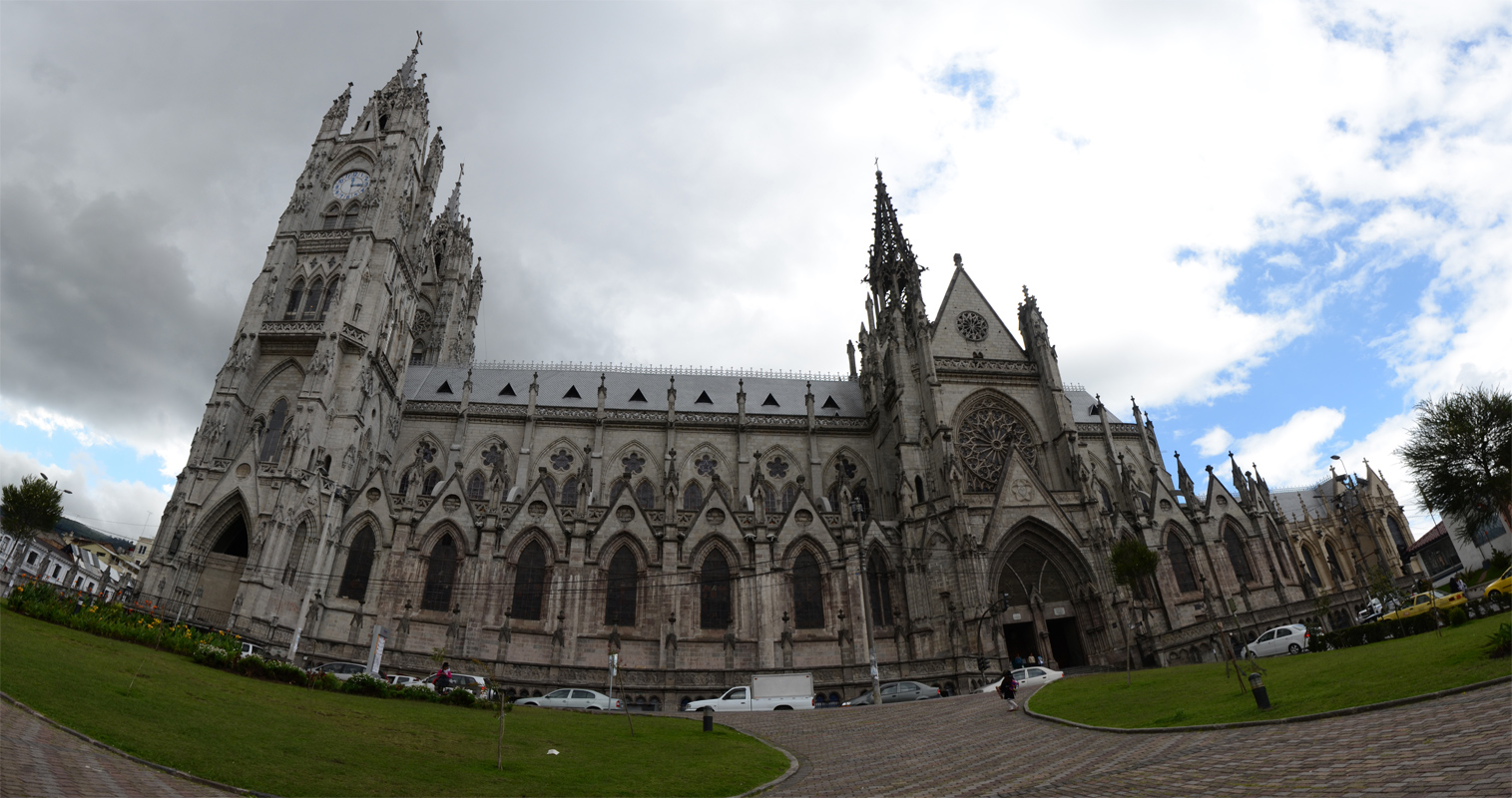 Basilica del Voto Nacional 2012-02-18 1