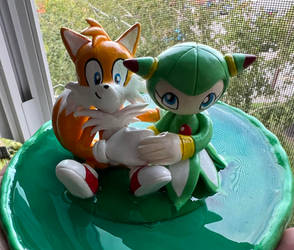 Tails and Cosmo Sculpture!