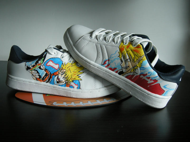 ES21 custom sneakers