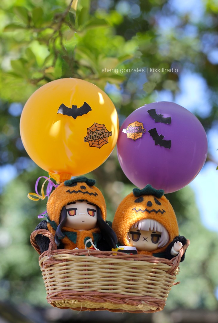 Trick or Treat in the air