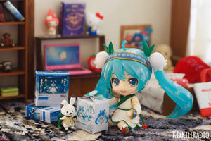 A Nendoroid with a Nendoroid