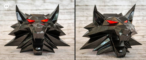 The Witcher 3: Wild Hunt Medallion - Papercraft