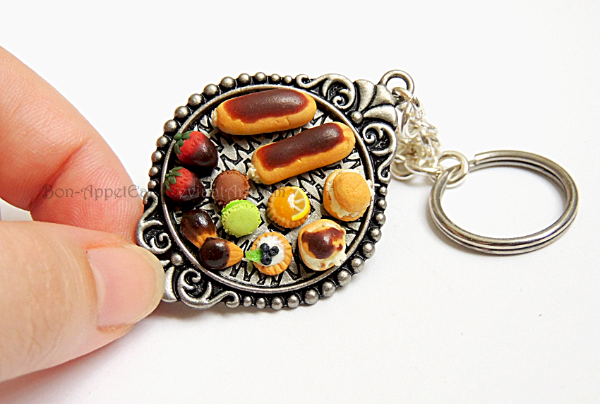 Commission - Pastry Serving Tray Key Chain