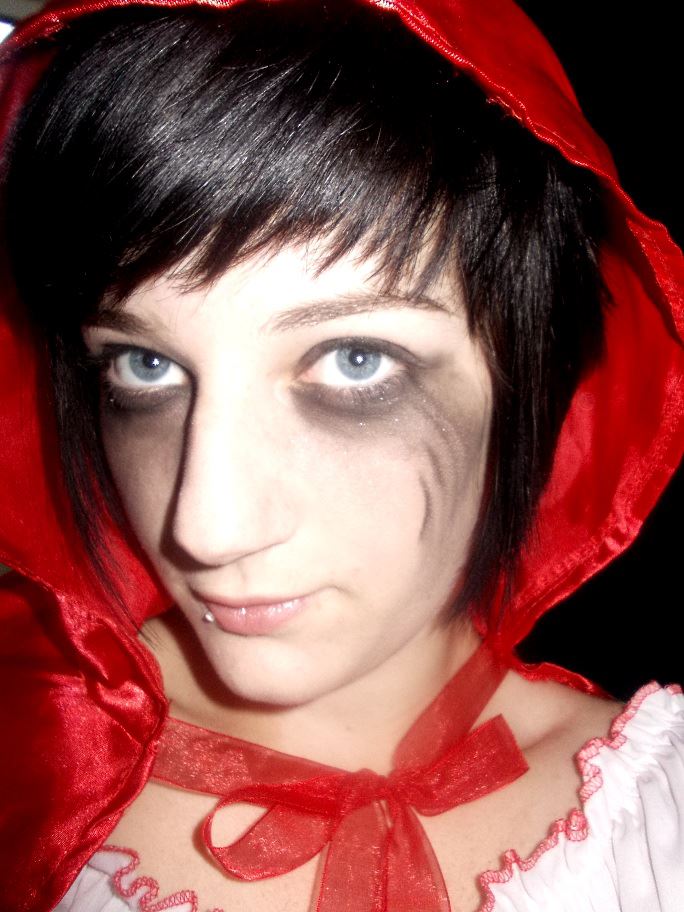 Little Dead Riding Hood by EmazingMessedUpOwsum on DeviantArt