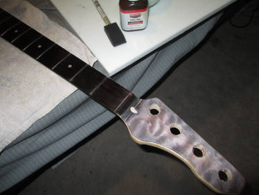 QJ Bass 09