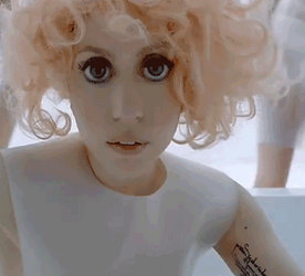 GAGA Oh Lala Gif