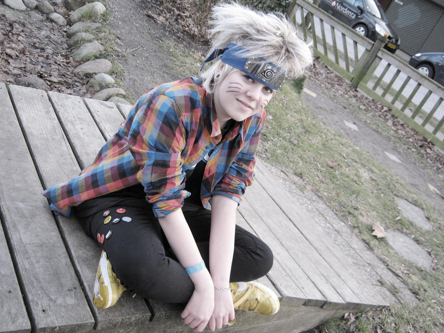 Naruto sitting 2 by Famblebrice on DeviantArt