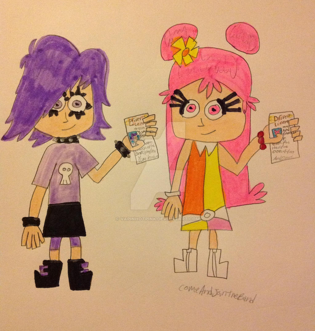 Ami and Yumi with their driver's licenses