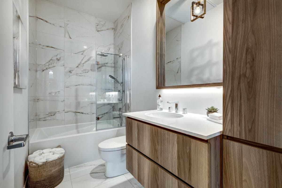 Bathroom tile reglazing