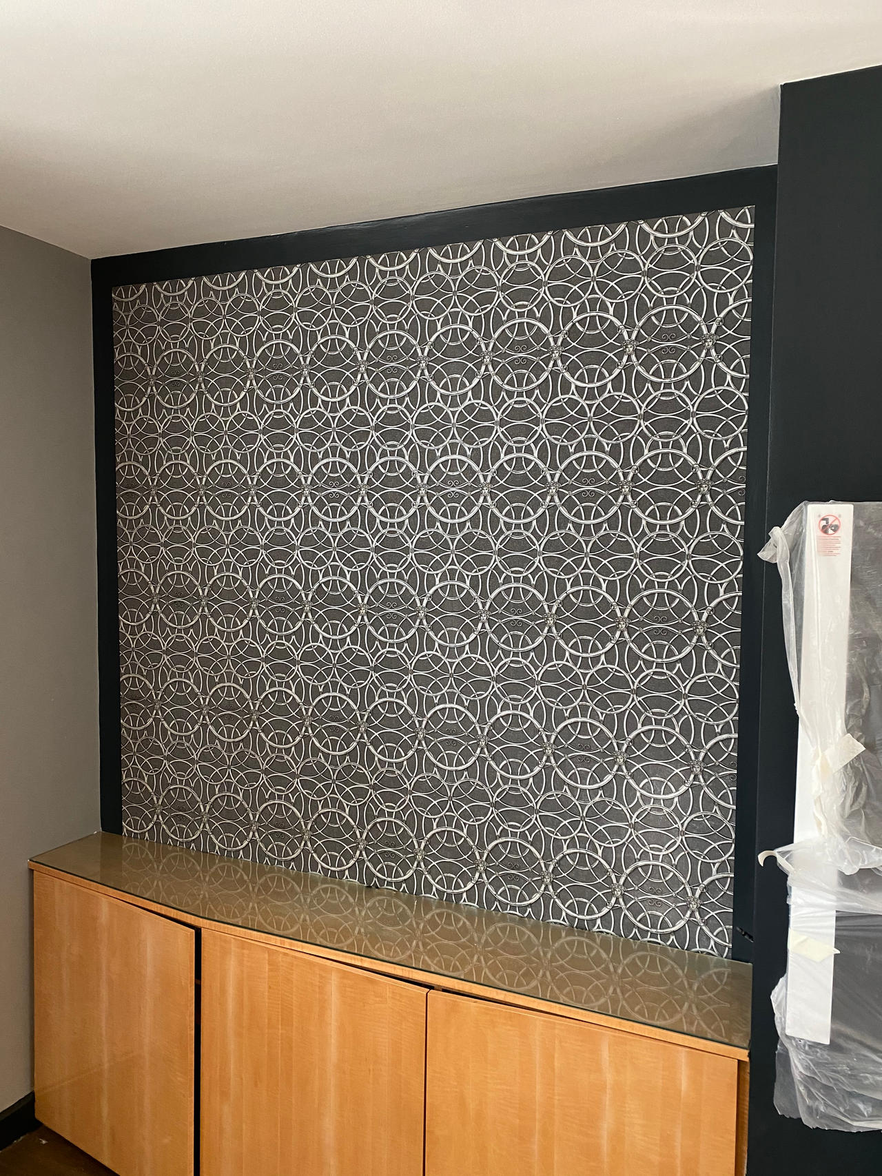 Custom Wallpapering Services