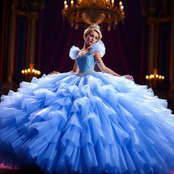Disneys Cinderella in a colossal, 512 stone, 720 f