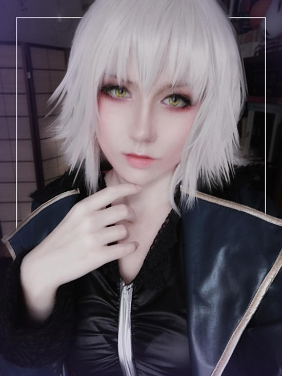 Jeanne D'Arc Alter Shinjuku Cosplay by a4th on DeviantArt