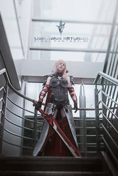 Lightning Cosplay (Final Fantasy XIII)