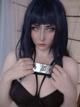 Hinata Hyuuga Cosplay