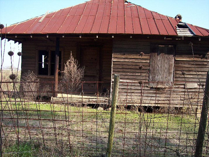 rundown shack by allisbeautiful on DeviantArt