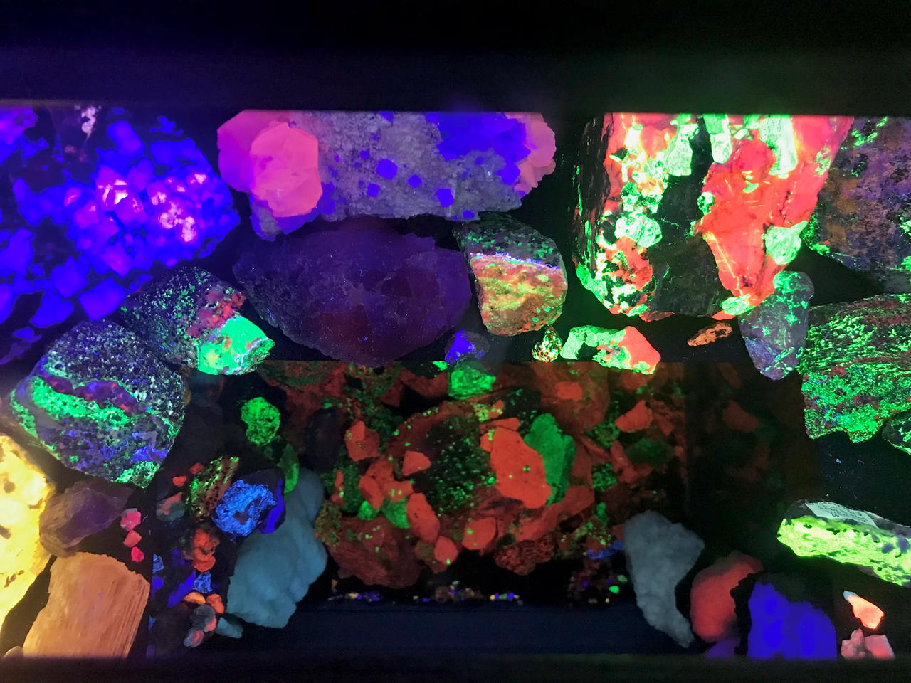 Fluorescent Magic Rocks Fluorescent Rocks by Flute-Maniac on DeviantArt