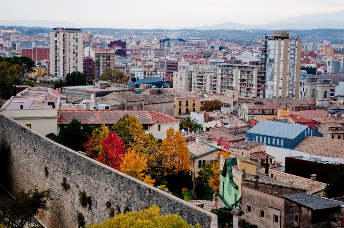 girona cityscape autumn