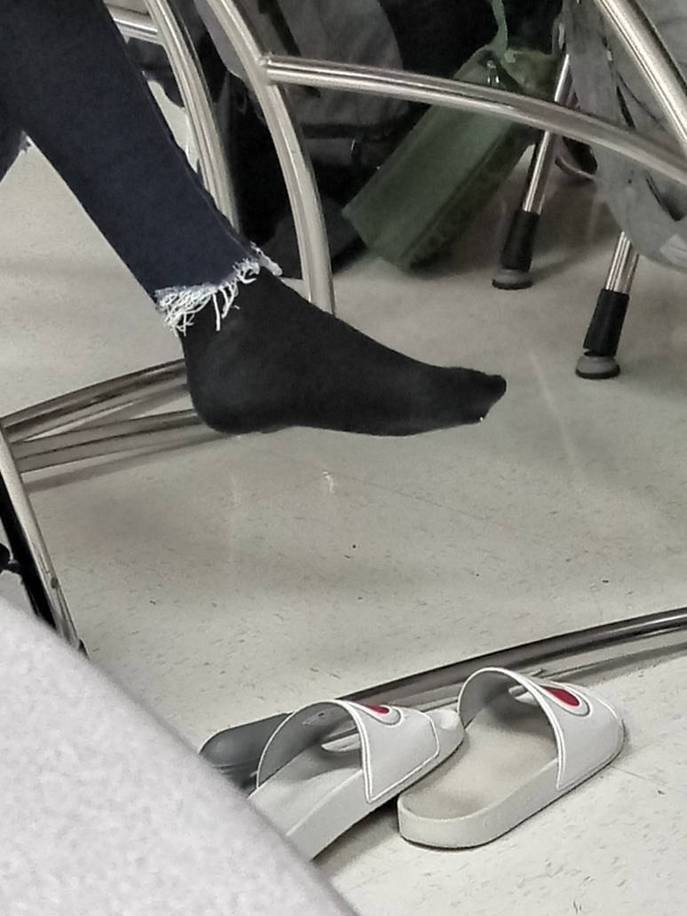 Jen feet 8 by Jerd224 on DeviantArt