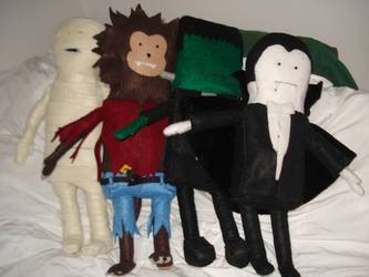 Old Horror Movie Plushies