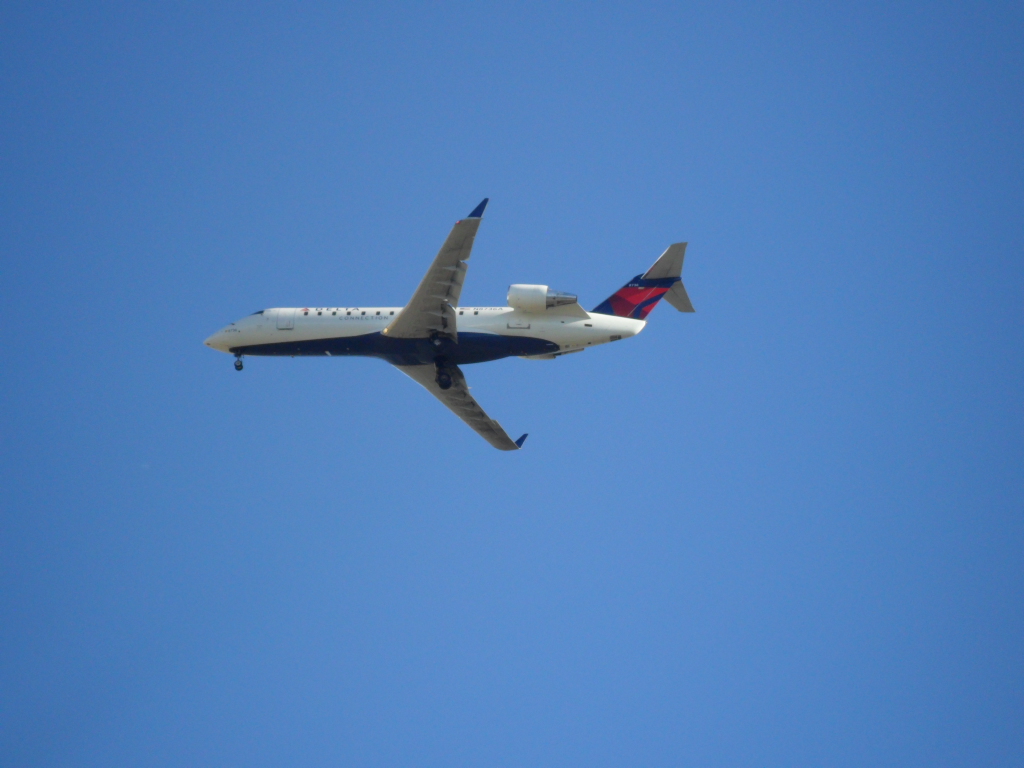 Airplane 3 by SciFiNut2 on DeviantArt