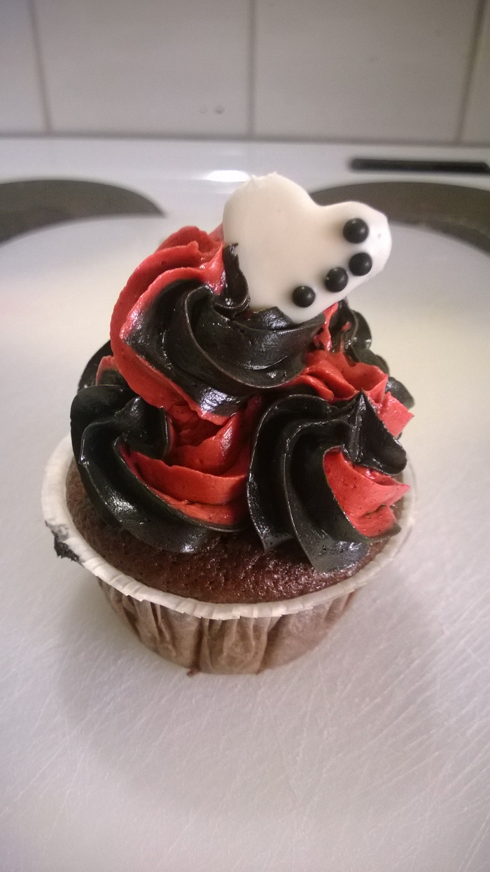 Gothic Chocolate and Banoffee Cup Cake 2