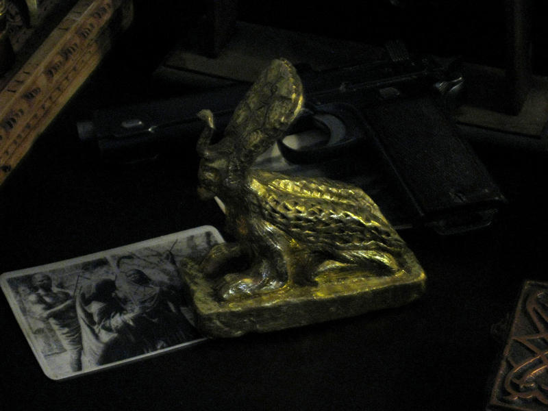 Nyarlathotep gold Idol